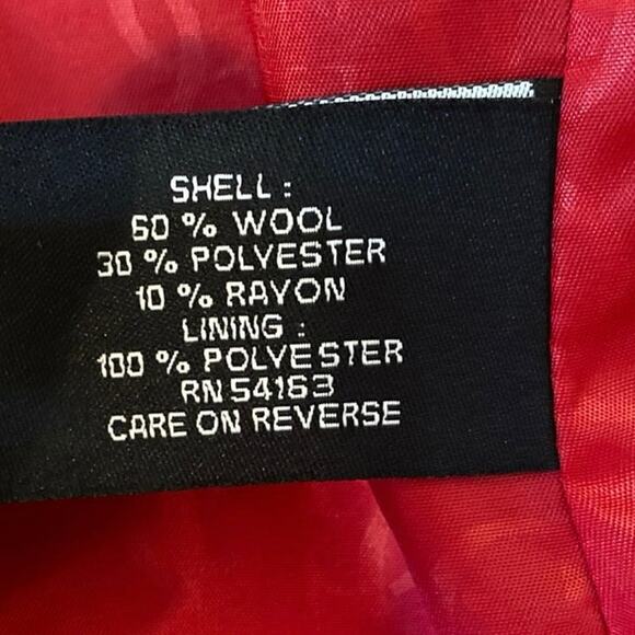 Guess Los Angeles 1981 Wool Blend Coat Size Medium Cherry Red Thick Collared EUC - Picture 11 of 11